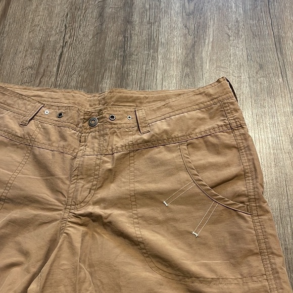 COLUMBIA LIGHTWEIGHT KHAKI SHORTS (M) - Picture 4 of 7